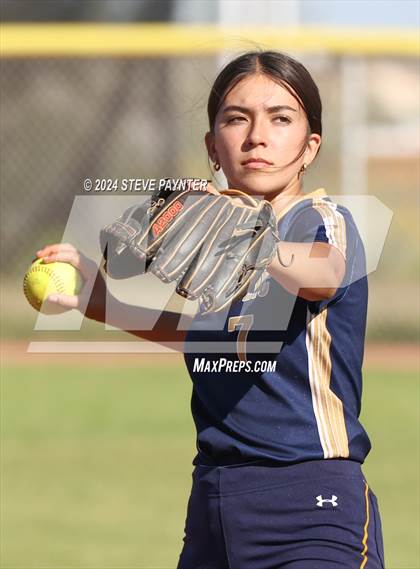 Thumbnail 1 in Yuma Catholic @ Wickenburg photogallery.