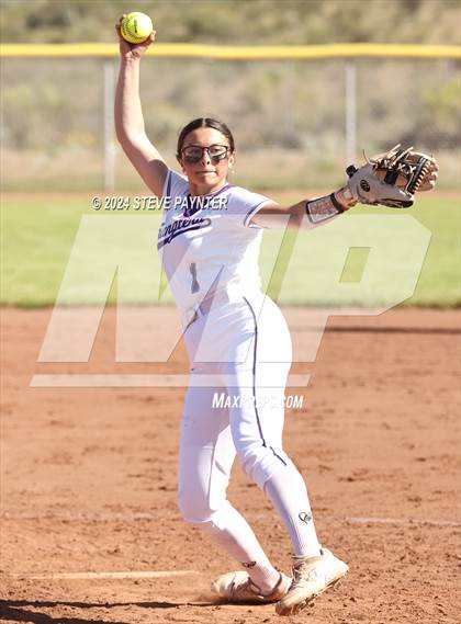 Thumbnail 2 in Yuma Catholic @ Wickenburg photogallery.
