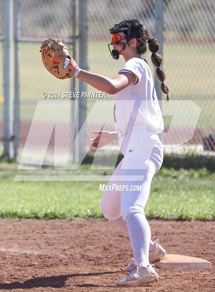 Thumbnail 3 in Yuma Catholic @ Wickenburg photogallery.
