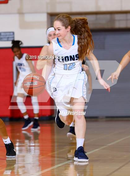 Thumbnail 2 in Linfield Christian vs. Montclair (CIF SS D5AA Finals) photogallery.