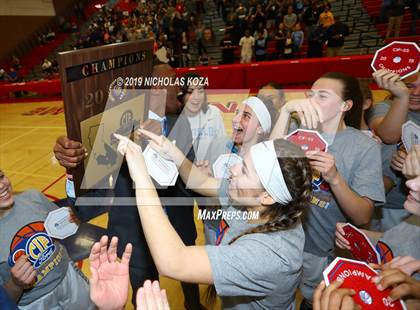 Thumbnail 3 in Linfield Christian vs. Montclair (CIF SS D5AA Finals) photogallery.