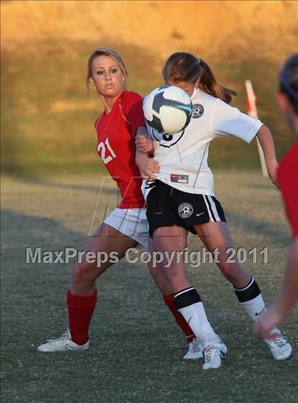 Thumbnail 3 in Sevier County vs Jefferson County (District 2 AAA Championship) photogallery.