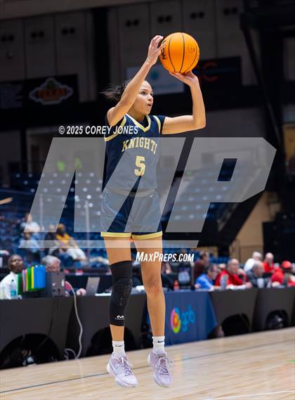 Thumbnail 2 in River Ridge vs Langston Hughes (GHSA 5A Championship) photogallery.