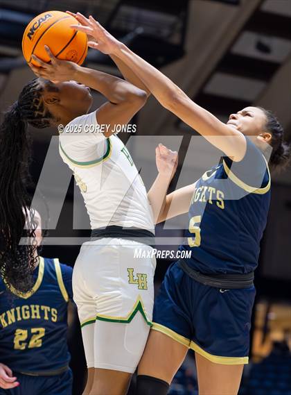 Thumbnail 1 in River Ridge vs Langston Hughes (GHSA 5A Championship) photogallery.