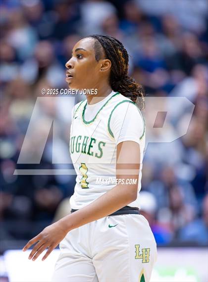 Thumbnail 2 in River Ridge vs Langston Hughes (GHSA 5A Championship) photogallery.