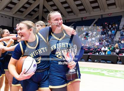 Thumbnail 3 in River Ridge vs Langston Hughes (GHSA 5A Championship) photogallery.