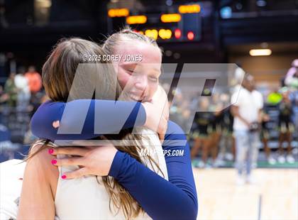 Thumbnail 3 in River Ridge vs Langston Hughes (GHSA 5A Championship) photogallery.