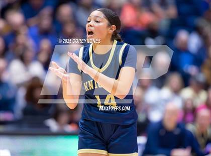 Thumbnail 2 in River Ridge vs Langston Hughes (GHSA 5A Championship) photogallery.