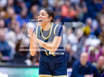 Thumbnail 3 in River Ridge vs Langston Hughes (GHSA 5A Championship) photogallery.