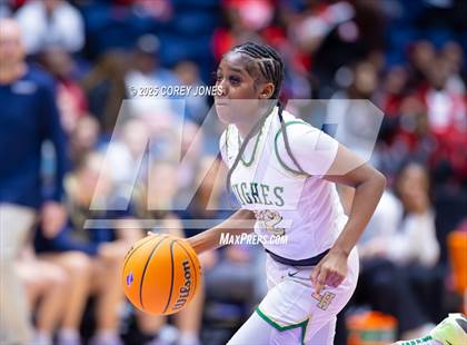 Thumbnail 3 in River Ridge vs Langston Hughes (GHSA 5A Championship) photogallery.