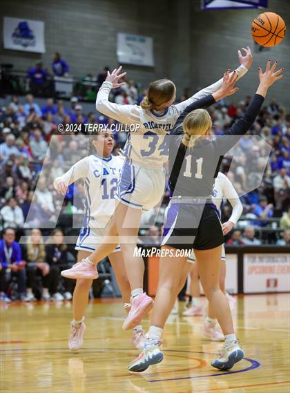 Thumbnail 3 in Carbon vs. Richfield (UHSAA 3A Semifinal) photogallery.