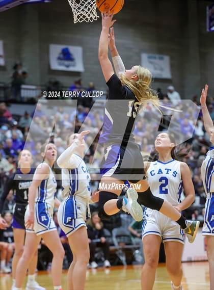 Thumbnail 1 in Carbon vs. Richfield (UHSAA 3A Semifinal) photogallery.