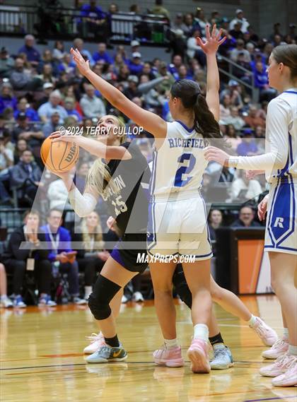 Thumbnail 2 in Carbon vs. Richfield (UHSAA 3A Semifinal) photogallery.