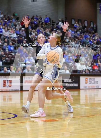 Thumbnail 3 in Carbon vs. Richfield (UHSAA 3A Semifinal) photogallery.