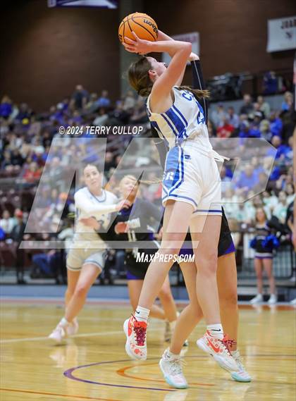 Thumbnail 1 in Carbon vs. Richfield (UHSAA 3A Semifinal) photogallery.