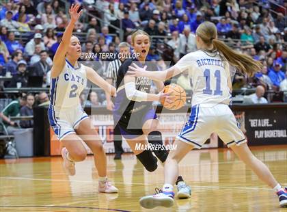 Thumbnail 1 in Carbon vs. Richfield (UHSAA 3A Semifinal) photogallery.