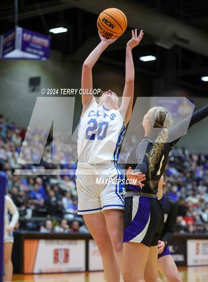 Thumbnail 1 in Carbon vs. Richfield (UHSAA 3A Semifinal) photogallery.