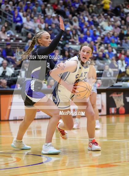 Thumbnail 2 in Carbon vs. Richfield (UHSAA 3A Semifinal) photogallery.