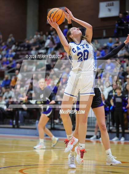 Thumbnail 1 in Carbon vs. Richfield (UHSAA 3A Semifinal) photogallery.