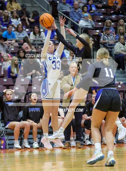 Thumbnail 1 in Carbon vs. Richfield (UHSAA 3A Semifinal) photogallery.