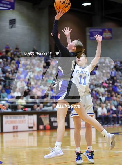 Thumbnail 2 in Carbon vs. Richfield (UHSAA 3A Semifinal) photogallery.