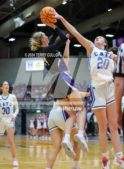 Thumbnail 3 in Carbon vs. Richfield (UHSAA 3A Semifinal) photogallery.