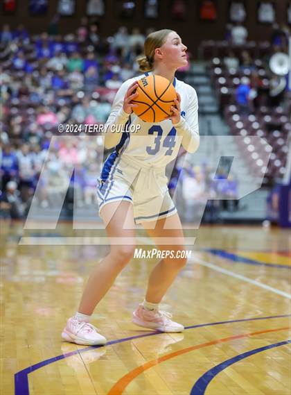 Thumbnail 3 in Carbon vs. Richfield (UHSAA 3A Semifinal) photogallery.