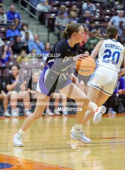 Thumbnail 3 in Carbon vs. Richfield (UHSAA 3A Semifinal) photogallery.