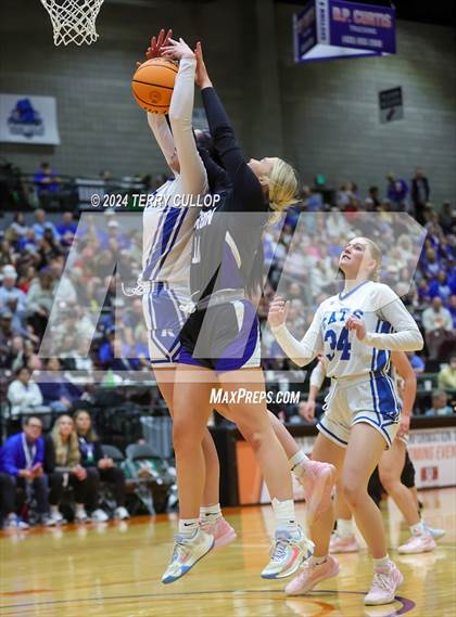 Thumbnail 3 in Carbon vs. Richfield (UHSAA 3A Semifinal) photogallery.