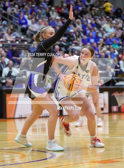 Thumbnail 3 in Carbon vs. Richfield (UHSAA 3A Semifinal) photogallery.