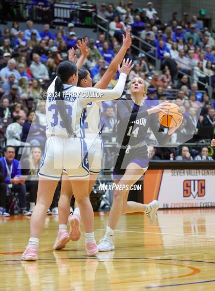 Thumbnail 2 in Carbon vs. Richfield (UHSAA 3A Semifinal) photogallery.
