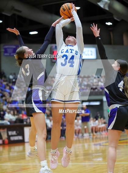 Thumbnail 1 in Carbon vs. Richfield (UHSAA 3A Semifinal) photogallery.