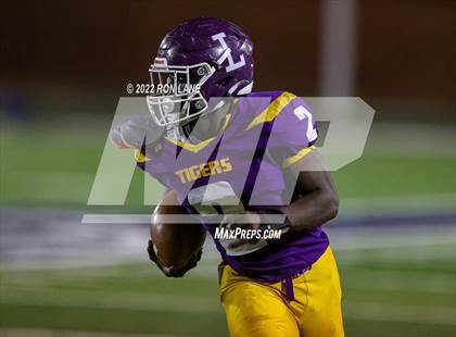 Thumbnail 2 in Velma-Alma vs Laverne (OSSAA Class B Semifinal) photogallery.