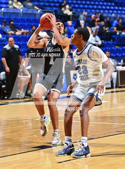 Thumbnail 1 in Cypress Creek vs. Guyer (Houston Methodist Cy-Hoops Invitational) photogallery.