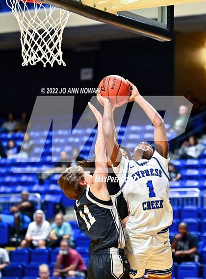 Thumbnail 2 in Cypress Creek vs. Guyer (Houston Methodist Cy-Hoops Invitational) photogallery.