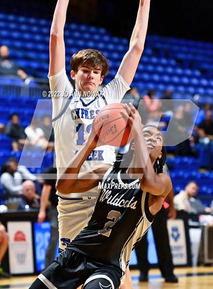 Thumbnail 3 in Cypress Creek vs. Guyer (Houston Methodist Cy-Hoops Invitational) photogallery.