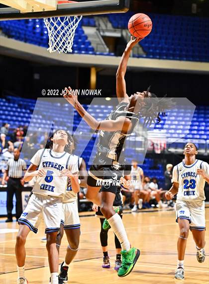 Thumbnail 1 in Cypress Creek vs. Guyer (Houston Methodist Cy-Hoops Invitational) photogallery.
