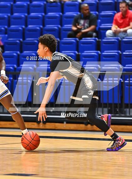 Thumbnail 2 in Cypress Creek vs. Guyer (Houston Methodist Cy-Hoops Invitational) photogallery.