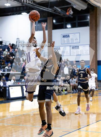 Thumbnail 2 in Collinsville vs. Althoff Catholic (Chick-fil-A Classic) photogallery.