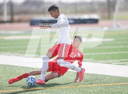 Thumbnail 3 in Galt vs. East Union (SJS D3 Final) photogallery.