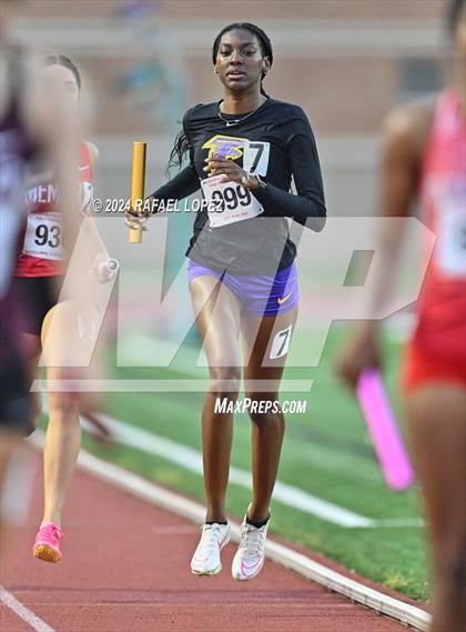 Thumbnail 3 in UIL Track & Field 6A Region 3 Regional Final Preliminaries (4 x 400 Meter) photogallery.