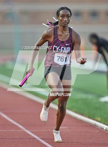 Thumbnail 3 in UIL Track & Field 6A Region 3 Regional Final Preliminaries (4 x 400 Meter) photogallery.