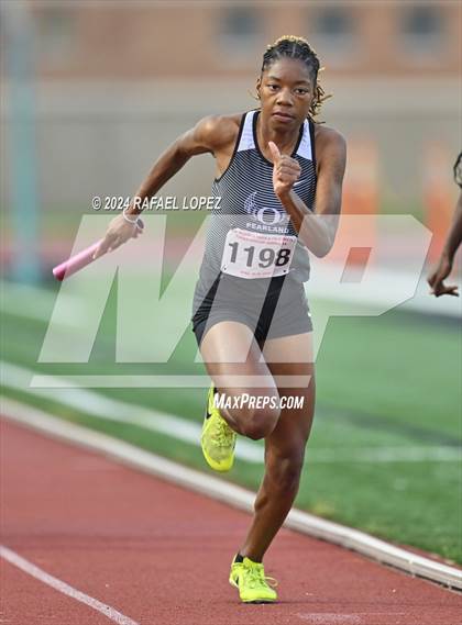 Thumbnail 1 in UIL Track & Field 6A Region 3 Regional Final Preliminaries (4 x 400 Meter) photogallery.