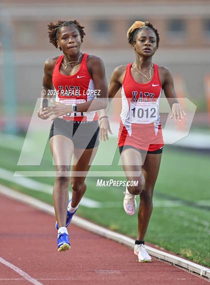 Thumbnail 3 in UIL Track & Field 6A Region 3 Regional Final Preliminaries (4 x 400 Meter) photogallery.