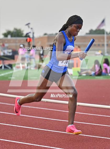 Thumbnail 2 in UIL Track & Field 6A Region 3 Regional Final Preliminaries (4 x 400 Meter) photogallery.