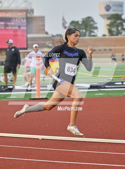 Thumbnail 3 in UIL Track & Field 6A Region 3 Regional Final Preliminaries (4 x 400 Meter) photogallery.