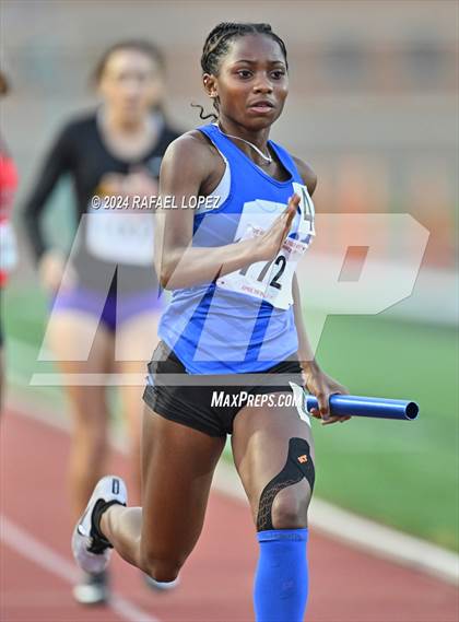 Thumbnail 2 in UIL Track & Field 6A Region 3 Regional Final Preliminaries (4 x 400 Meter) photogallery.