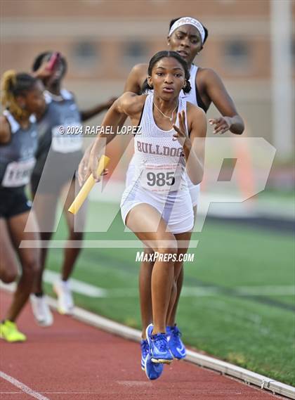 Thumbnail 2 in UIL Track & Field 6A Region 3 Regional Final Preliminaries (4 x 400 Meter) photogallery.