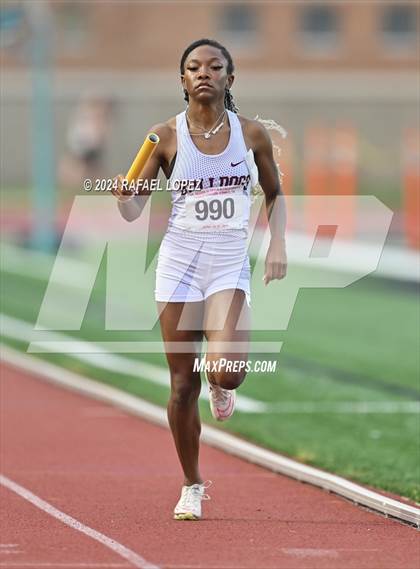 Thumbnail 2 in UIL Track & Field 6A Region 3 Regional Final Preliminaries (4 x 400 Meter) photogallery.