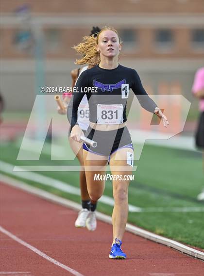 Thumbnail 3 in UIL Track & Field 6A Region 3 Regional Final Preliminaries (4 x 400 Meter) photogallery.